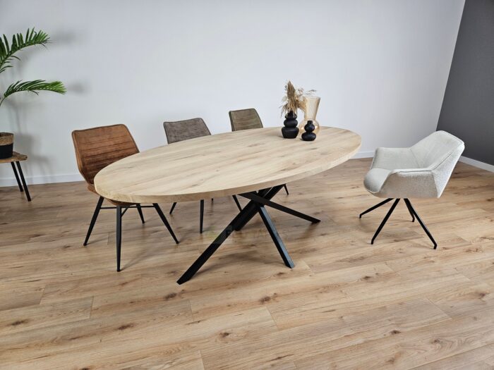 Eiken Ovale tafel met Twist Poot K4 - Afbeelding 8