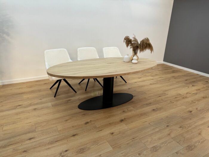 Eiken Ovale tafel met O-Poot ovaal - Afbeelding 1