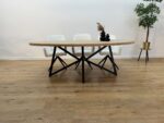 Eiken Ovale tafel met Vlinder Poot K4 - Afbeelding 3
